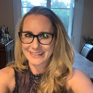 Meet your Posher, Pam